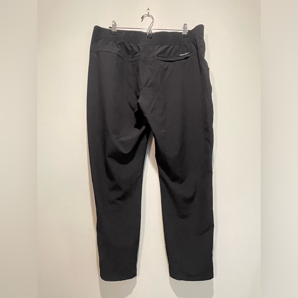 Eddie Bauer Women’s Black Pull On Traveler Pants Size Large - Picture 2 of 7